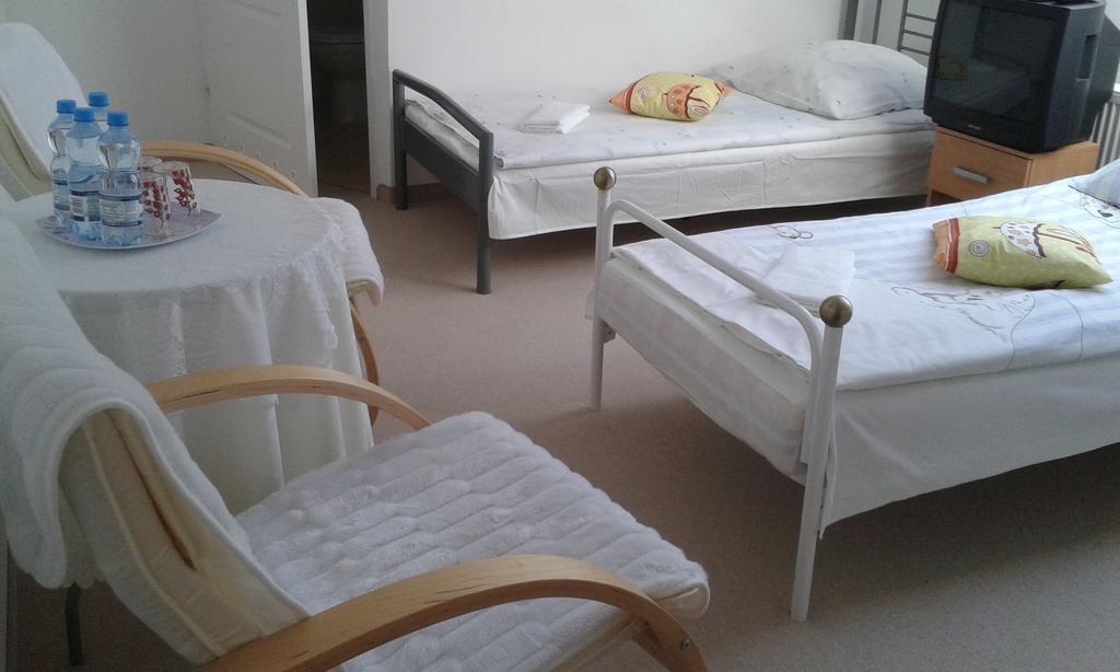 Privatunterkunft Biesiadny Dworek Szpegawa